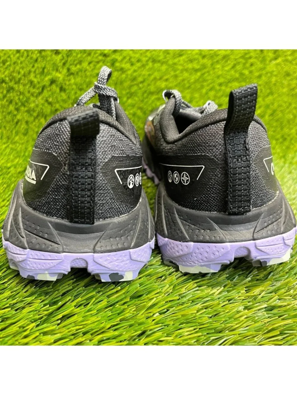 Brooks Cascadia 18 Womens Size 8 Black Purple Trail Running Shoes Sneakers